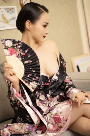 公交车扒开稚嫩挺进去j电影_HD全集在线观看