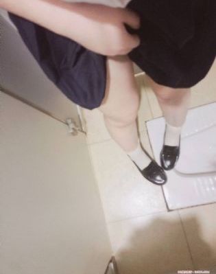《交换:完美的邻居》中文_高清免费高清观看